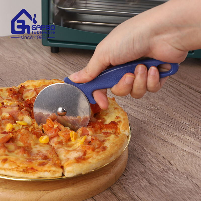 Wholesale Stock Stainless Steel Pizza Cutter Easily Cleaning Kitchen Tools