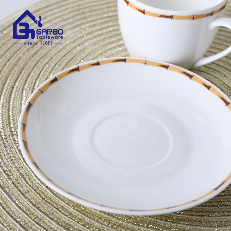 Conjunto de caneca de café e chá de porcelana com design de borda de bambu de 220 ml e pires