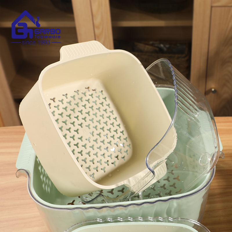 American market hot sale mint green colored plastic draining basket with handlec