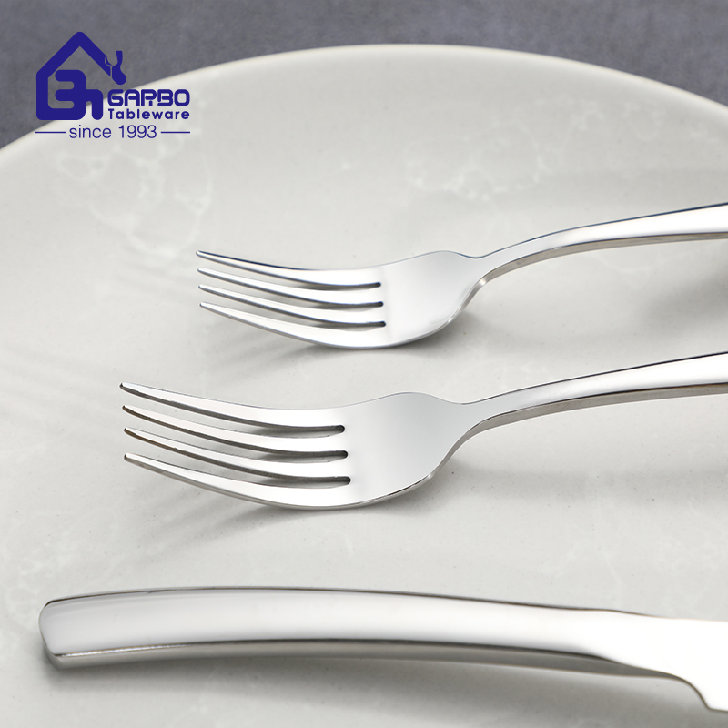 China supplier classical silverware high quality mirror polish dinner fork 304 stainless steel silver fork for home usage