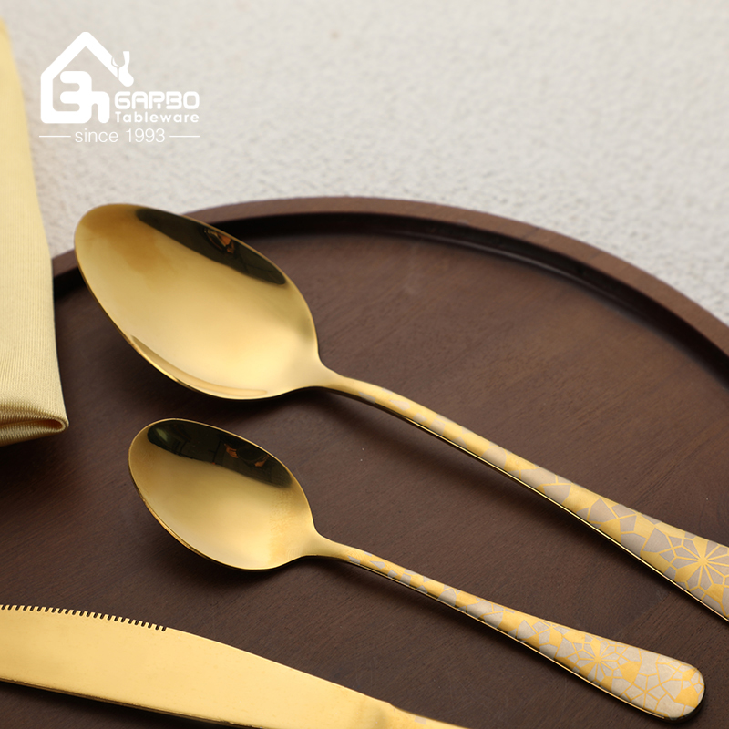 new design godle and grey color dinner knife for home 