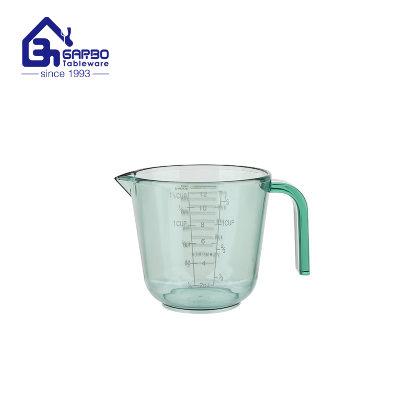 عمده فروشی ظروف آشپزخانه بسته بندی فله لیوان های اندازه گیری تولید کننده لیوان های اندازه گیری پلاستیکی سبز رنگ سفارشی اندازه کوچک 300 میلی لیتری