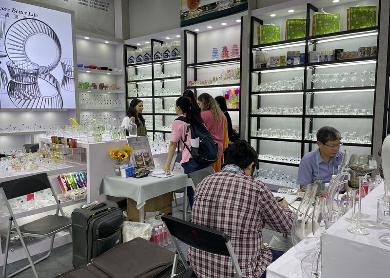 Garbo International und ihre Kunden auf der 134. Canton Fair