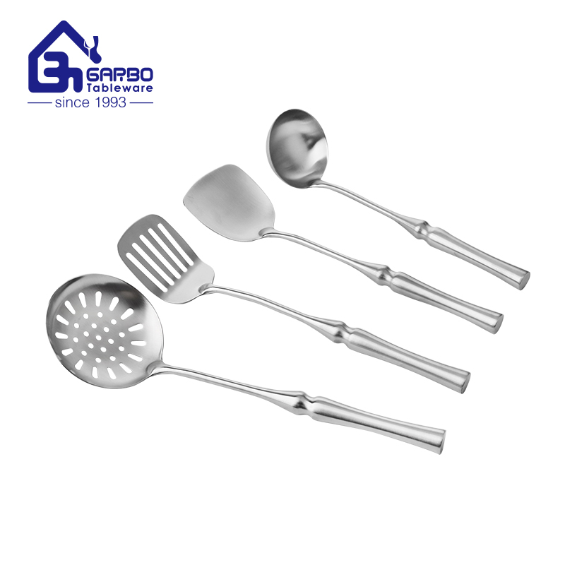 KWSS003.jpg KWSS003.jpg