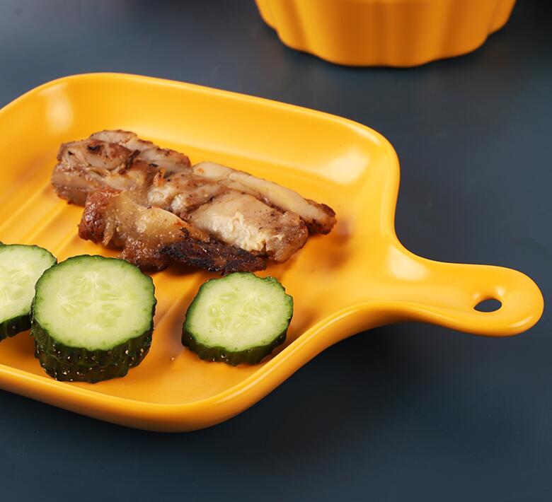 Do you know why the ceramic baking plate can withstand temperatures up to 300℃ Do you know why the ceramic baking plate can withstand temperatures up to 300℃