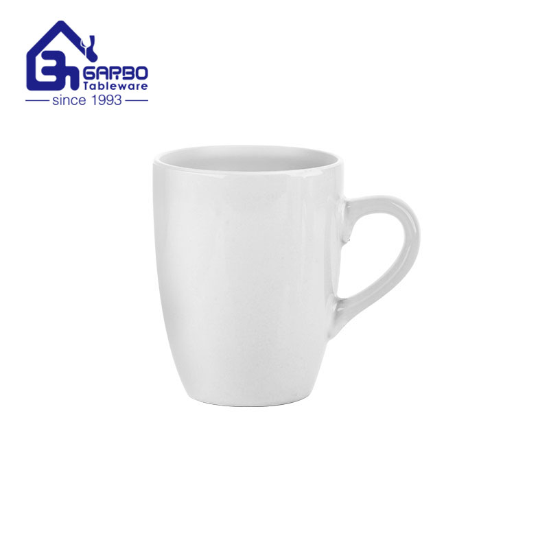 Custom white cermaic water mug stoneware drinking cup with hanlde