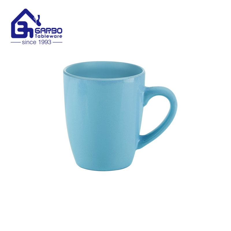 Stoneware 370ml mug with comfortable handle for drinking coffee in office