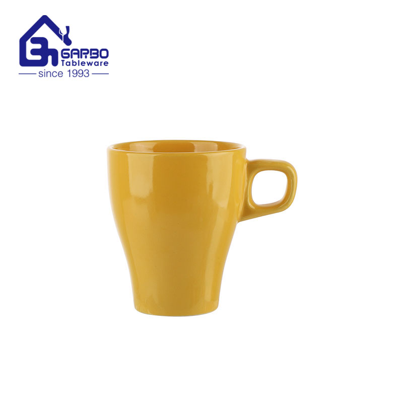 Caneca de café de cerâmica de cor amarela com alça pequena conjunto de canecas de grés para beber