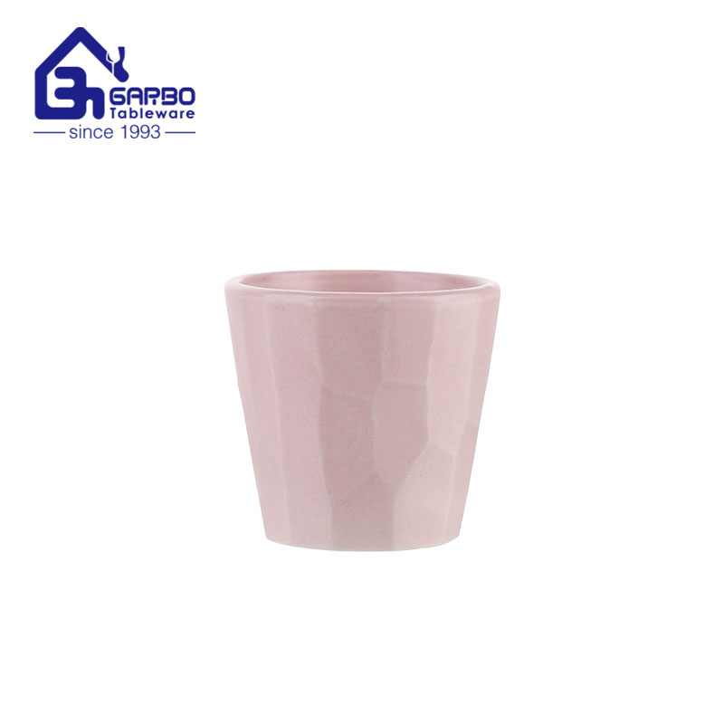 Modischer rosafarbener 140-ml-Keramikbecher zum Trinken von Tee und Latte