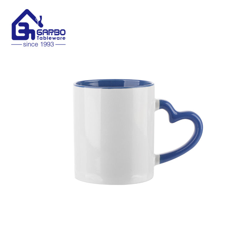 Caneca de porcelana branca com alça em forma de coração 350ml xícara de chá de cerâmica para escritório