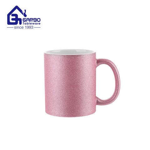 Tasse à thé en céramique émaillée de couleur rose, design classique fait à la main