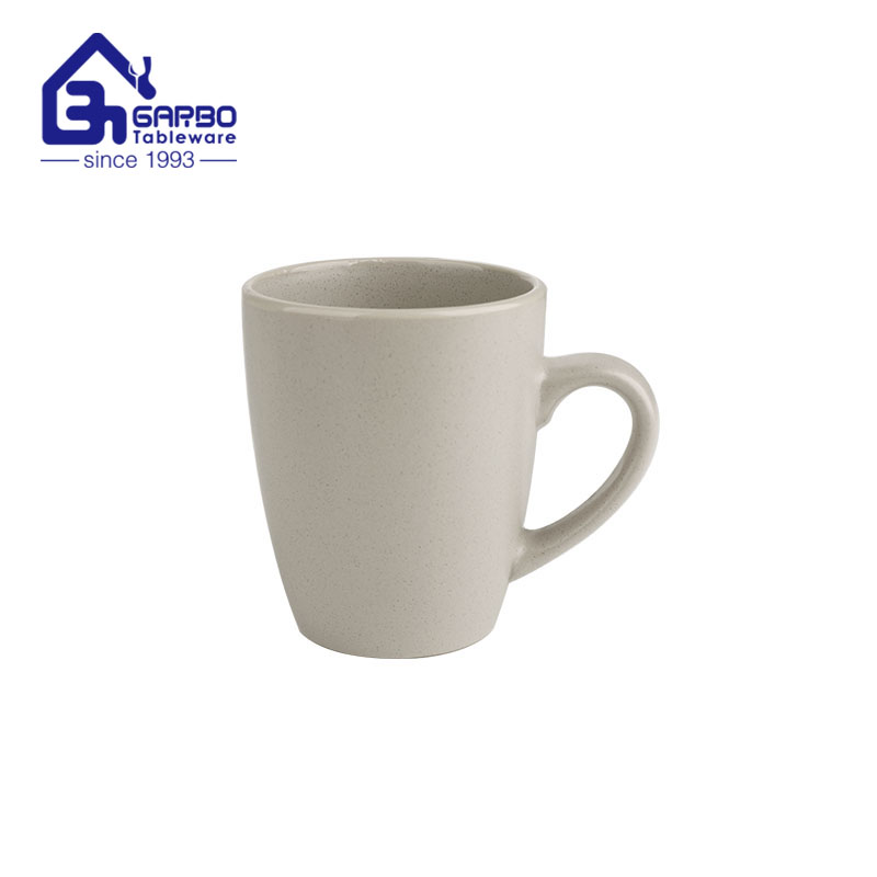 390ml light gray color ceramic mug manufactuer in China