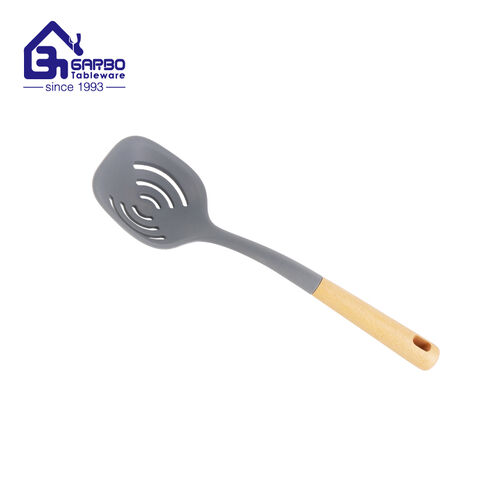 Heat resistant silicone spaghetti spatula with bamboo lid