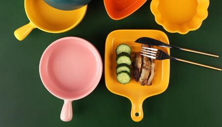 Do you know what temperature range ceramic bakeware is suitable for