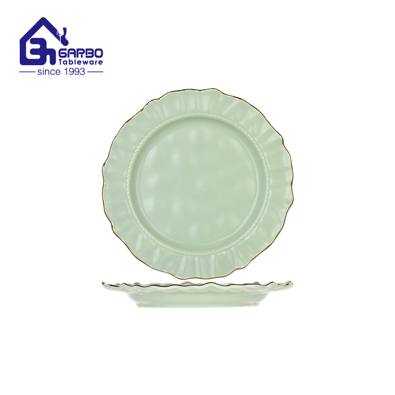 Wholesale 8.5-inch green ceramic plate hand-painted golden rim porcelain dish for Europe