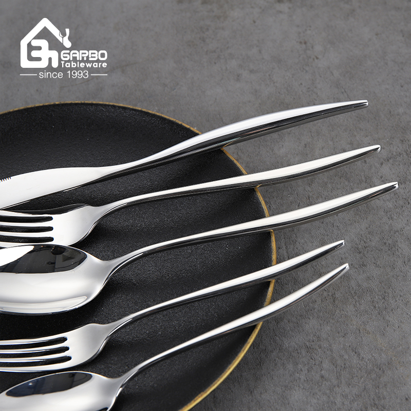 Stock Cutlery for Retail Mirror Polish 18/8 Stainless Steel Knife Fork Spoon Set
