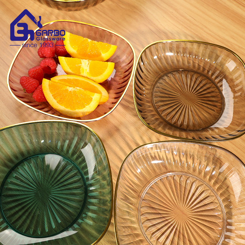 Luxury 6 inches PET fruit plate plastic snack plate with gold rim