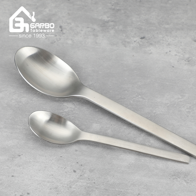 Matte Polish High Quality 304 Stainless Steel Silverware Set 20PCS Silver Flatware Set Cutlery Set