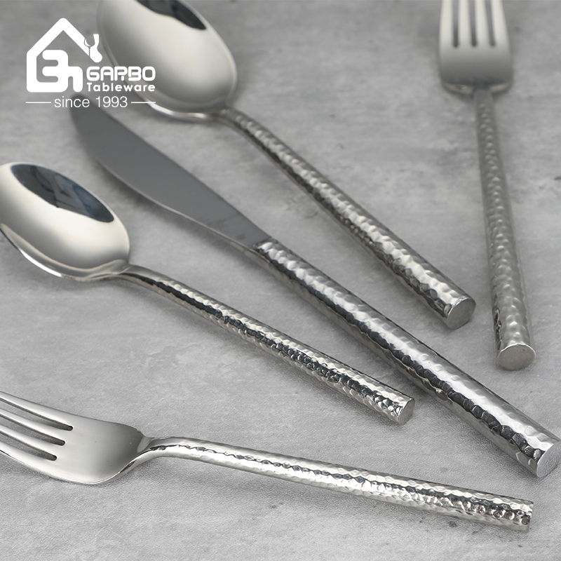304 Stainless Steel Cutlery Set Stock Cutlery for Retail Mirror Polish Flatware Include Fork, Knife, Spoon From Factory Directly