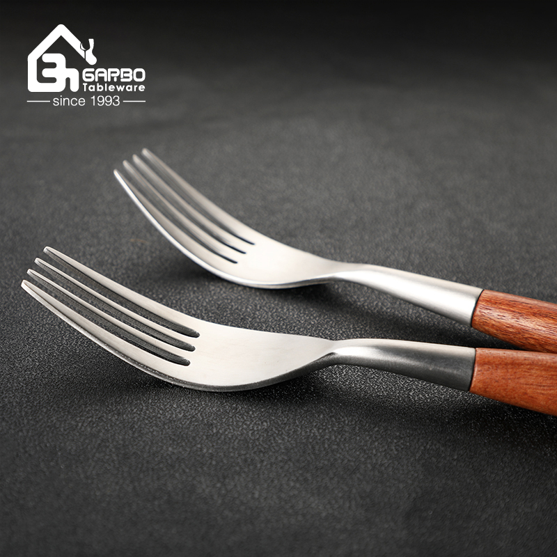 Stock Fast Shipment Cutlery Set with Wooden Handle Silver Stainless Steel Knife Fork and Spoons Set