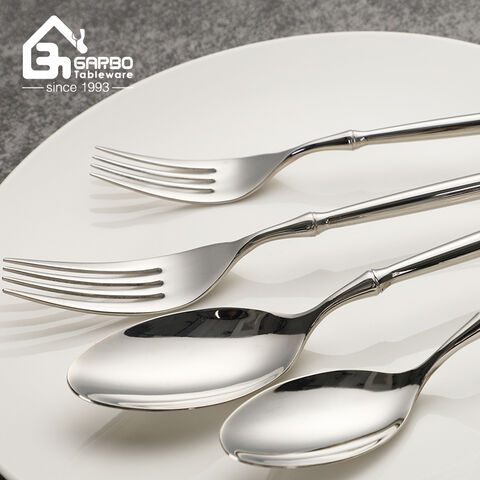 China Manufacturer 304 Stainless Steel Silverware Fork and Spoon Knife Set