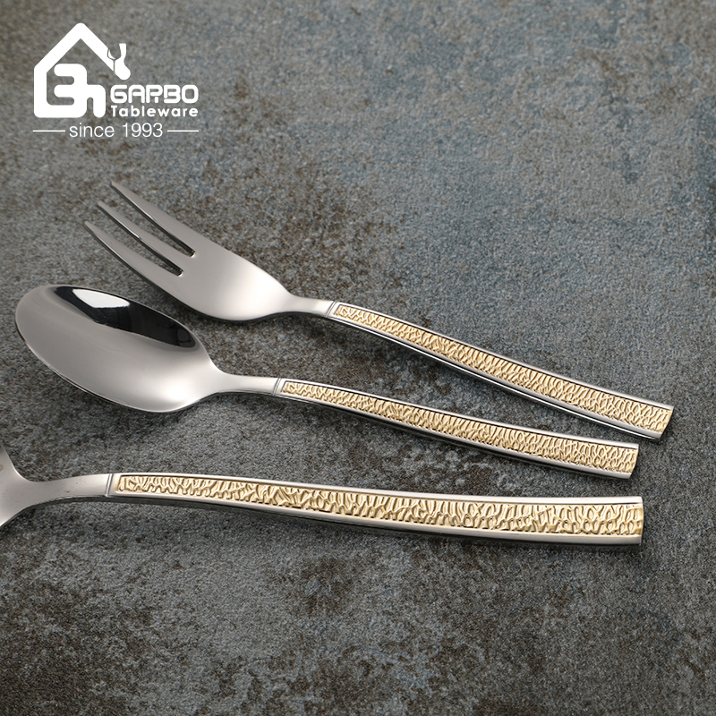 Luxury Gold Embossed Handle Stainless Steel Cutlery Set Mirror Polish Dinner Knife Fork Spoon Western Flatware for Hotel Wedding Banquet