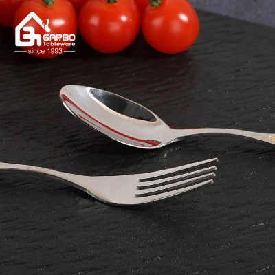 24pcs flat cutelry sets with iron stand china factory 