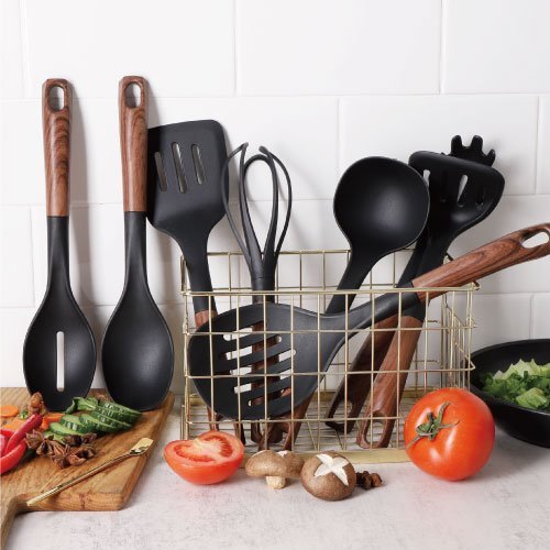 Kitchenware