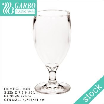 Verres à pied en plastique à boire 10 oz de jus incassable pour les fêtes