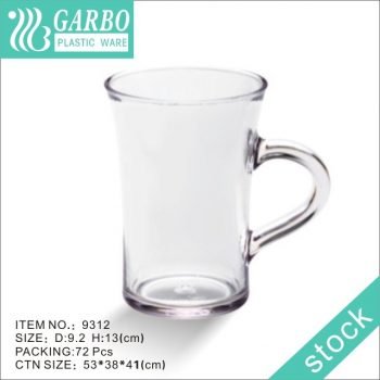 Mittelgroße Garbo-Plastikbecher Gute Tasse mit Griff