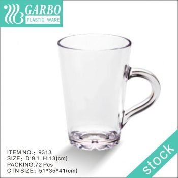 Taza de consumición de la taza de plástico transparente de 500 ml al por mayor con asa