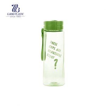 700 مل من زجاجات المياه الرياضية تريتان خفيفة الوزن مانعة للتسرب خالية من مادة BPA