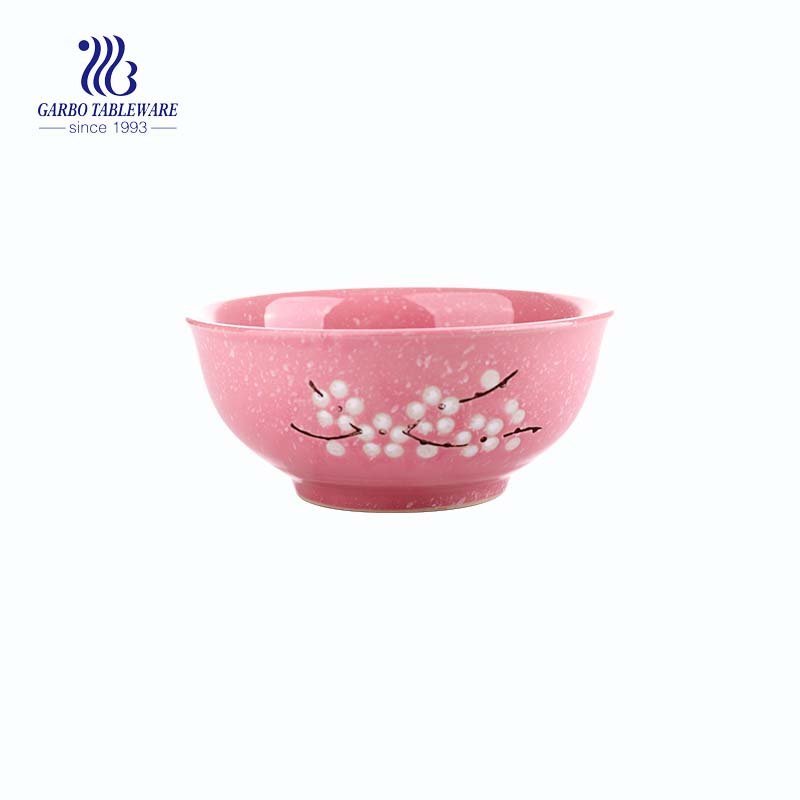Pequeño cuenco de cerámica modificado para requisitos particulares lindo rosado hecho a mano de la porcelana roud 290ml con precio de fábrica