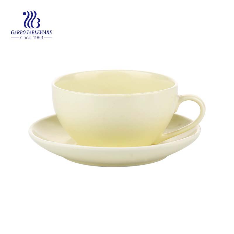 Vajilla elegante taza de lujo 280ml taza de cerámica de té de café de porcelana con platillo para uso diario