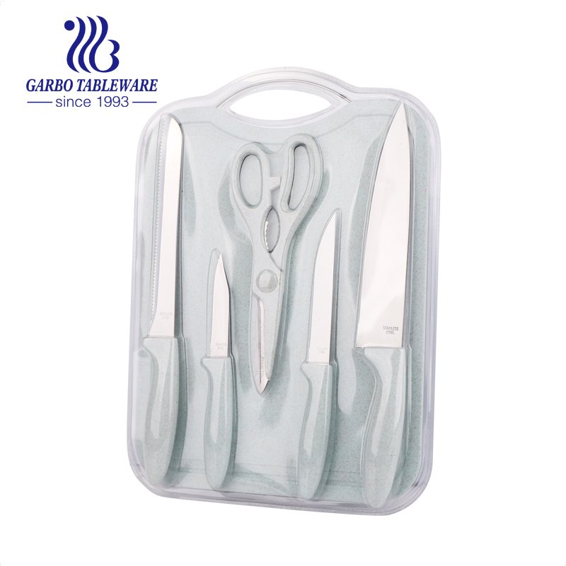 Pendaison de crémaillère de mariage Couteaux de chef de couleur 5 pièces Ensemble de couteaux de cuisine personnalisés dans une boîte de couleur en PVC pour la cuisine