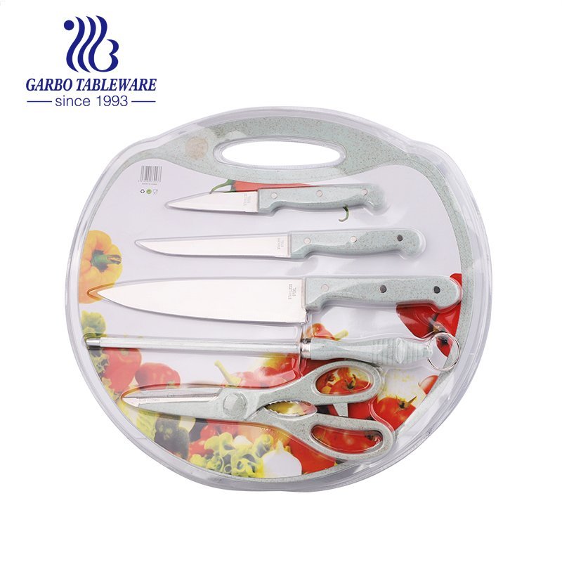 Pendaison de crémaillère de mariage Couteaux de chef de couleur 5 pièces Ensemble de couteaux de cuisine personnalisés dans une boîte de couleur en PVC pour la cuisine