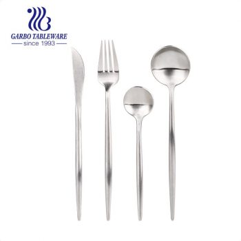 High Quality Ion Plated Silverware Set 16 Pieces a Set With 18/0 Stainless Steel