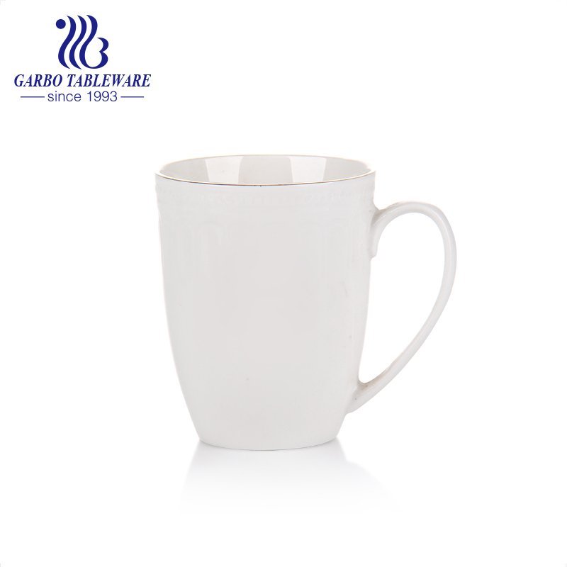 Taza de porcelana pintada a mano con estampado de calcomanías con diseño de patrón lindo taza de beber de cerámica con mango negro