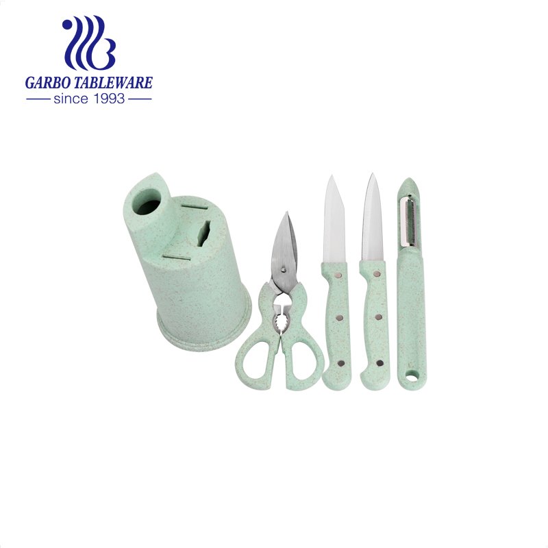 420 Material Customized Kitchen Knife Set Color Box Pack High Quality Kitchen Knife 5PCS  Environmental-friendly Kitchen Knife Set with Wheat Handle