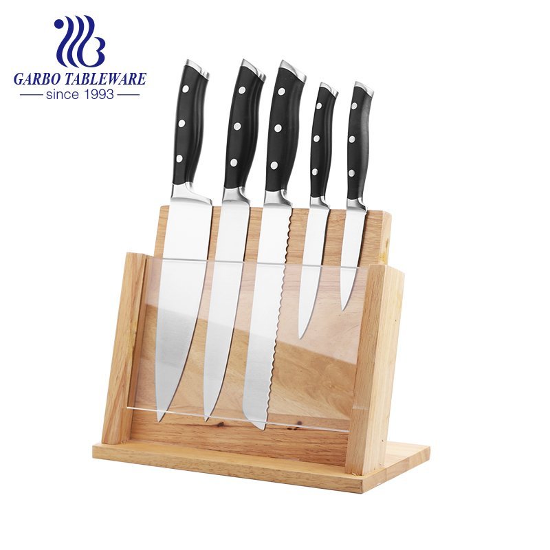 Chine Fabricant 5PCS Ensemble de couteaux de chef de style classique 430 Matériel Base de couteau de qualité supérieure Meilleur cuisinier Ensemble de couteaux de cuisine avec poignée en ABS