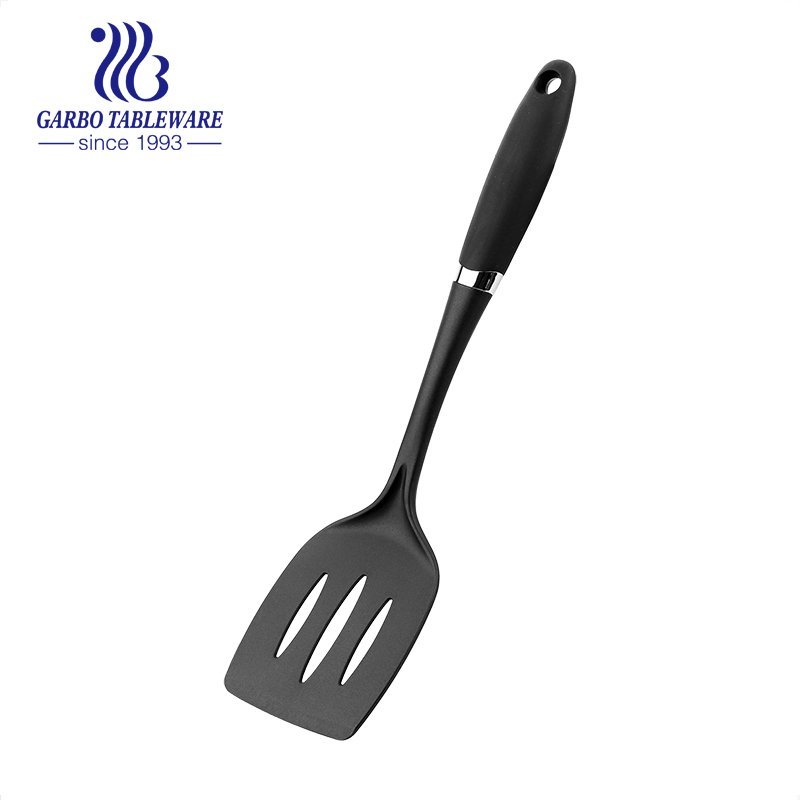 Utensilios de cocina resistentes al calor de alta calidad Utensilios de cocina Herramienta para hornear antiadherente Pinzas Cucharón Gadget de BonBon (Negro)