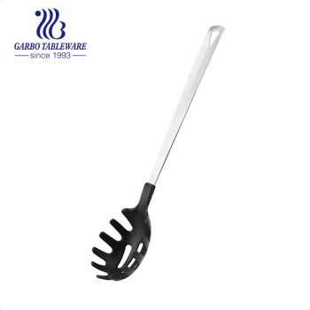 Conjunto de utensílios de nylon para cozinha Conjunto de utensílios de cozinha resistentes ao calor Pás de cozinha Colher de coador de vegetais