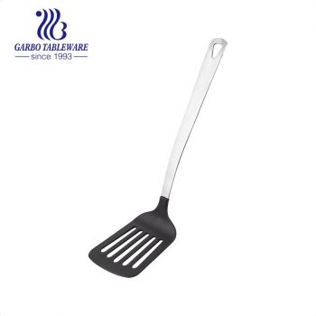 Juego de utensilios de cocina 10 unids / set de nailon FDA herramienta de cocina olla no pegajosa cuchara resistente al calor cuchara cuchara espátula herramienta