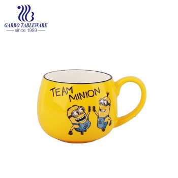 cute round shape small cartoon Minions design printing ceramic coffee mug porcelain drinking cup with black rim