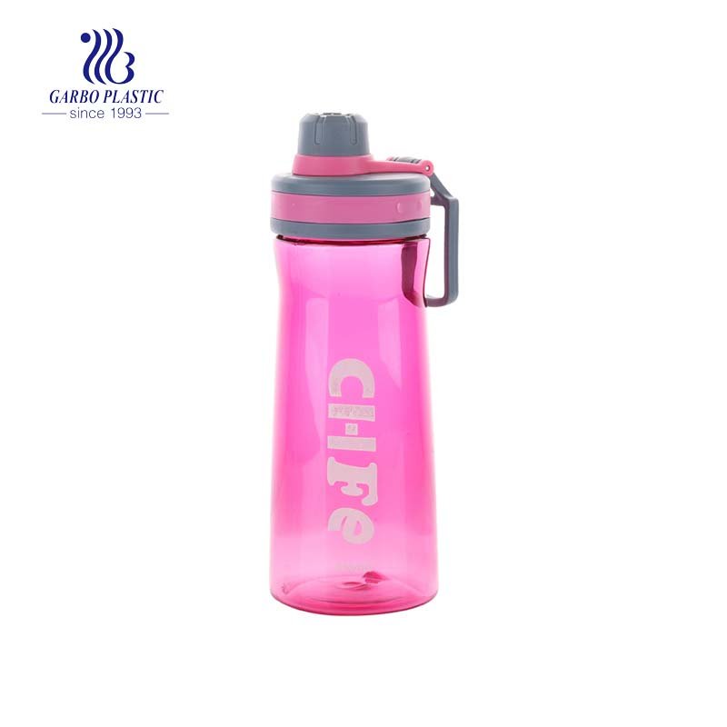 زجاجة مياه شرب زجاجية باللون الوردي الحلو في الهواء الطلق زجاجة شرب محمولة مخصصة بشعار مخصص