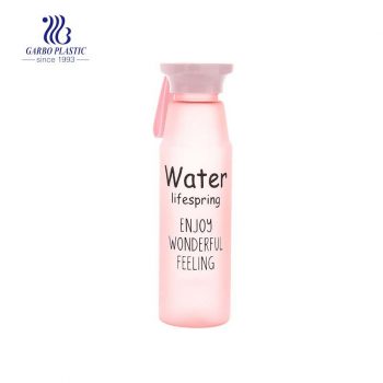 Botella de agua de vidrio de estilo dulce rosa botella de bebida portátil al aire libre logotipo personalizado personalizado