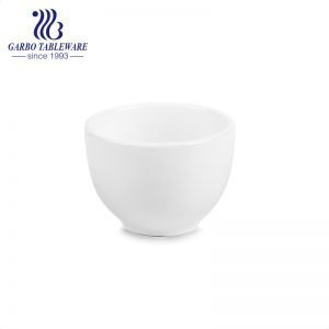 xícara de chá pequena de porcelana branca de formato redondo com design personalizado a granel