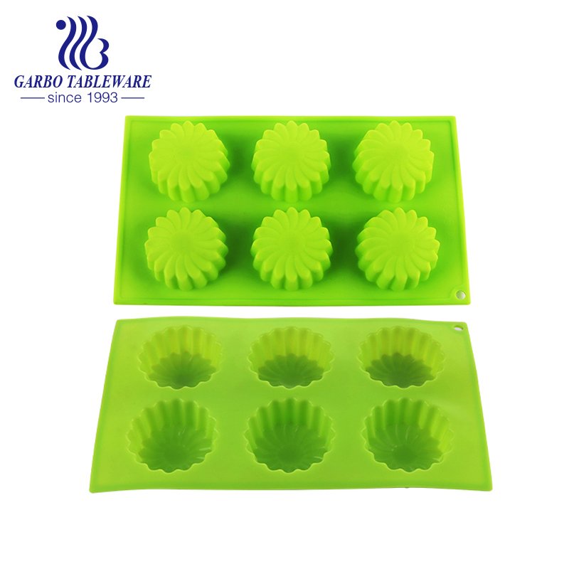 Molde de silicone com 6 furos para chocolate, bolo, pudim e geléia com diferentes designs fofos Assadeira para cupcake