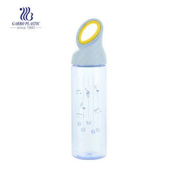 Baby blue acrylic plastic water drinking bottle with customized design and portable lid for outdoor sports