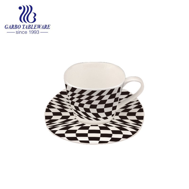 Hochwertige neue Bone China Tasse und Untertasse mit Design